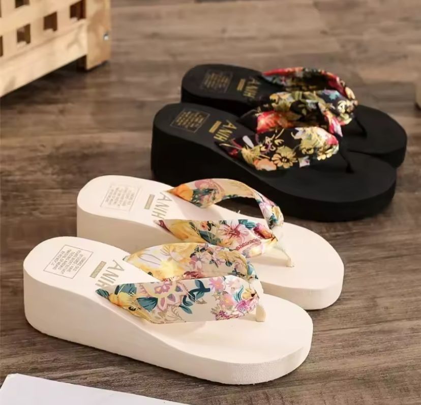 2025 Fashion Women Flip Flops Summer Beach Platform Slippers Casual Outside Wedges Sandals Summer Women Shoe